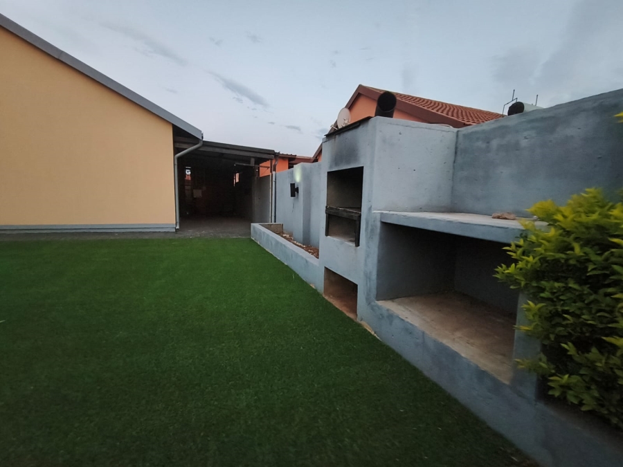 3 Bedroom Property for Sale in Boitekong North West